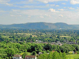 Supporting image for story: Worries that pylons could spoil views from Llanymynech Hill