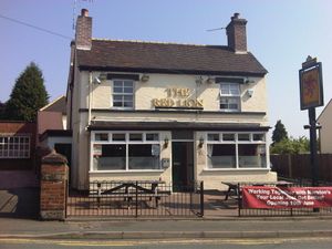 Supporting image for story: Call to get tested as number of coronavirus cases are linked to Telford pub