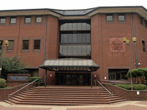 Supporting image for story: Teenager locked up for manslaughter after attempted bag snatch led to pensioner's death