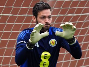 Supporting image for story: Steve Clarke recalls Craig Gordon but admits longer-term Scotland keeper worries