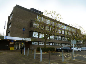 Supporting image for story: Closing police stations 'risks losing local links'