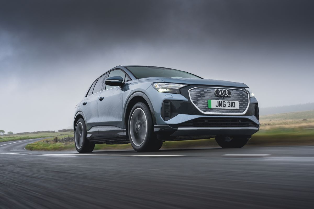 Sleek Audi Q4 is a premium, practical SUV Sleek Audi Q4 is a premium, practical SUV