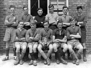 Supporting image for story: This week's pictures from the past