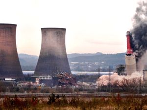 Supporting image for story: WATCH: 600ft chimney demolished at Rugeley Power Station