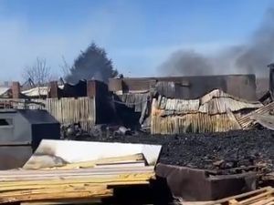 Supporting image for story: Video shows destroyed remains of Birmingham factory destroyed in huge blaze