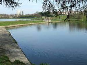 Supporting image for story: Teenager charged with robberies at park as police work to make people feel safer