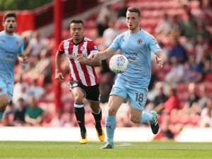 Supporting image for story: Brentford 0 Wolves 0 – Report and pictures