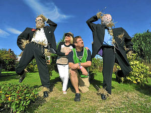Supporting image for story: Scarecrows attract thousands for festivals as celebrity figures on show
