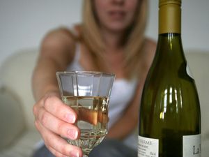 Supporting image for story: Drinking white wine and eating more fruit ‘could reduce risk of cardiac arrest’