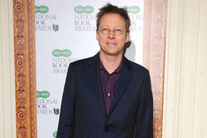Supporting image for story: Simon Mayo: From spinning discs to writing page-turners