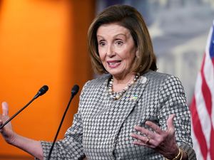 Supporting image for story: House approves ban on Russian oil to US