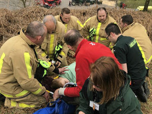 Supporting image for story: 'Outstanding': Parents praise rescuers after James, 6, breaks his hip in Carding Mill Valley fall 