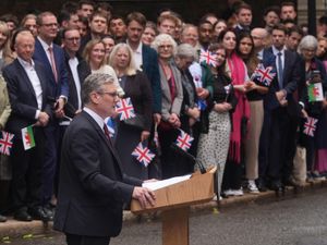 Supporting image for story: Starmer ‘excluded deaf community’ in first speech as PM, says charity