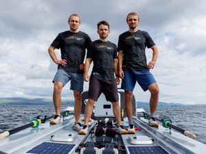Supporting image for story: Rock star offers support to Scots brothers rowing across Pacific
