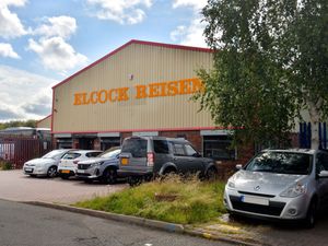 Supporting image for story: Official notice names administrators for collapsed Shropshire coach company Elcock Reisen