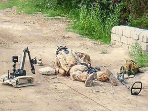 Supporting image for story: Shropshire George Cross bomb disposal hero uses experiences to pen new novel
