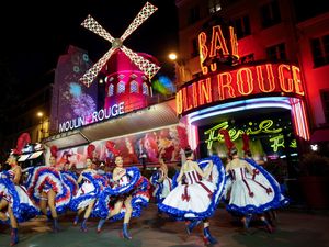 Supporting image for story: Moulin Rouge restores windmills after collapse