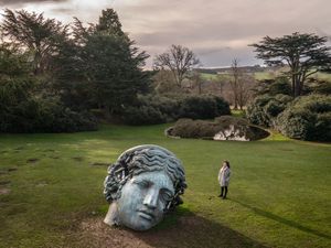 Supporting image for story: Fact check: Image of statue resembling Jimmy Savile was generated by AI