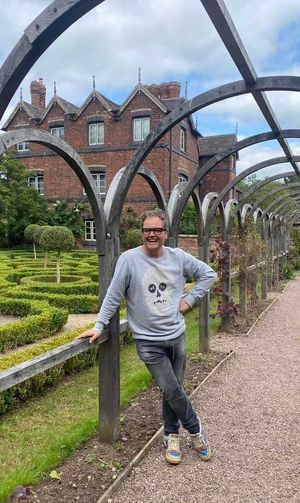 Alan Carr at Moseley Old Hall