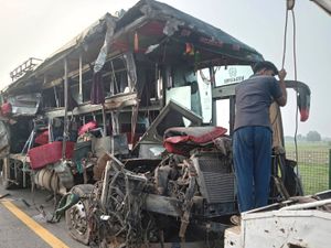 Supporting image for story: At least 18 dead in double-decker bus crash in northern India