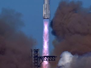 Supporting image for story: SpaceX craft was destroyed by fire after fuel leak, tests suggest