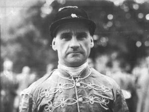 Supporting image for story: Great lives – Sir Gordon Richards