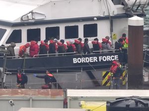Supporting image for story: People smuggling gang behind 10,000 migrant Channel crossings convicted
