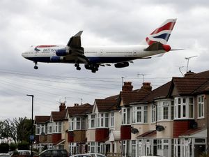 Supporting image for story: Government should consider block on Heathrow night flights, says MP