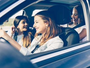 Supporting image for story: Generation Z will spend longer researching a car purchase than any other age group