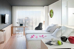 Supporting image for story: Sci-fi splendour in super space hotel