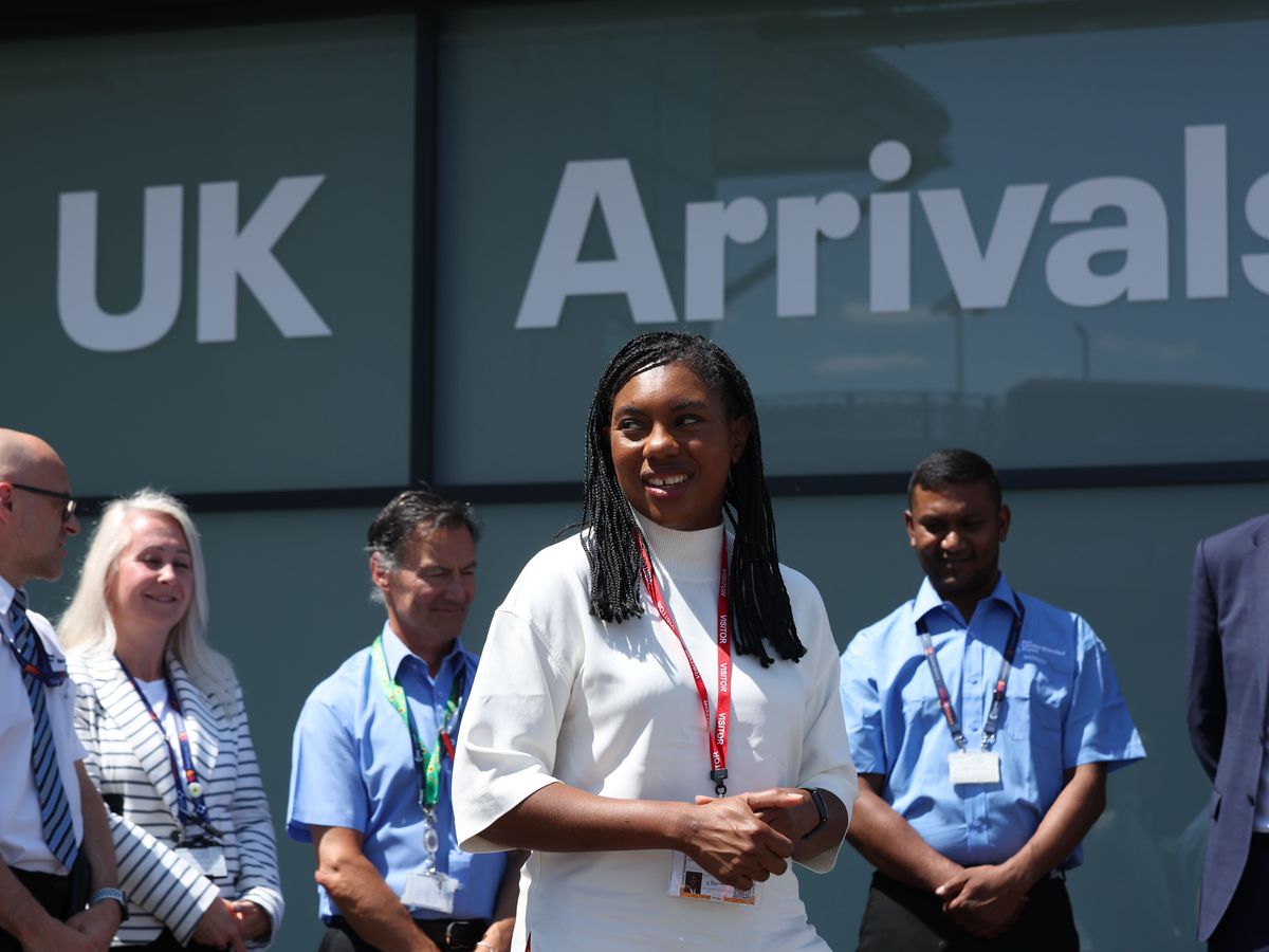 Badenoch says &lsquo;rush&rsquo; to meet net zero pushing up holiday costs