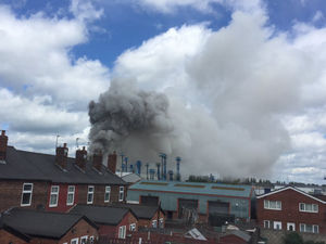 Supporting image for story: 30 firefighters battle 'severe' Darlaston battery blaze