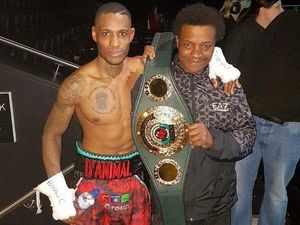 Supporting image for story: Andrew Robinson dedicating fight to his late father