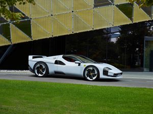 Supporting image for story: Ferrari SC40 is a one-off tribute to the firm’s ‘iconic’ F40 supercar