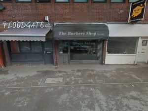 Supporting image for story: Objections to beer shop “completely vexatious” as neighbours cite street-drinking fears