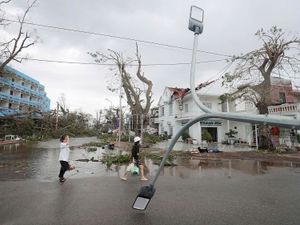 Supporting image for story: Typhoon Yagi kills 14 in Vietnam as officials warn of heavy rain and flooding