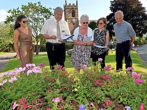 Supporting image for story: Britain in Bloom judges visit Shropshire village