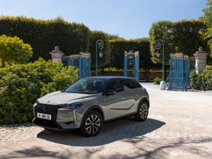 Supporting image for story: DS3 and DS4 gain hybrid powertrains for efficiency boost