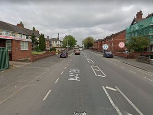 Supporting image for story: Man assaulted and robbed in West Bromwich
