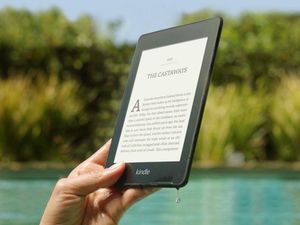Supporting image for story: Amazon’s new Kindle Paperwhite is waterproof for the first time