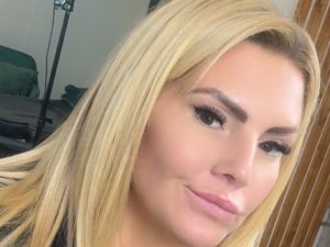 Supporting image for story: 'All I want is to see my children grow up': Telford mum with breast cancer in plea for help to get 'revolutionary' treatment in Germany