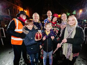Supporting image for story: Anticipation rises ahead of Doorstep Carols