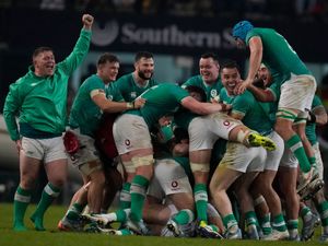 Supporting image for story: Ciaran Frawley’s late drop goal sees Ireland beat South Africa to draw series
