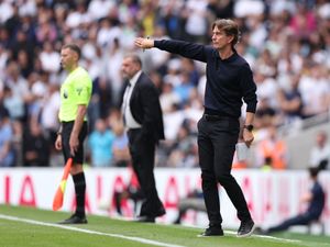 Supporting image for story: Thomas Frank defends referee over missed handball from Guglielmo Vicario