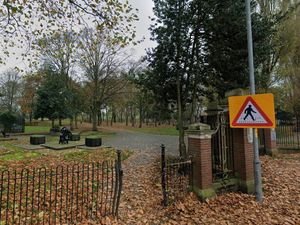 Supporting image for story: Fears raised plans for youth centre in Darlaston will be scrapped