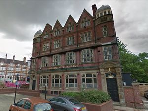 Supporting image for story: Wolverhampton pub closes its doors due to new lockdown restrictions