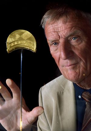Metal detectorist Bob Greenaway with the sun pendant