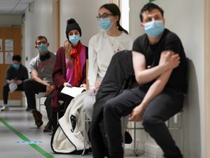 Supporting image for story: Circuit-breaker lockdown after Christmas would be too late, expert warns