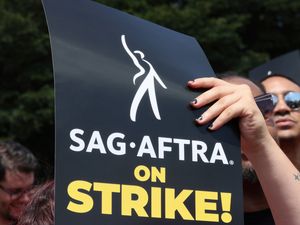 Supporting image for story: US actors union strike reaches one-month mark