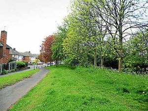 Supporting image for story: Families' fury over removal of M6 fencing at Great Barr